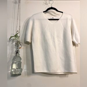 White Uniqlo basic tee